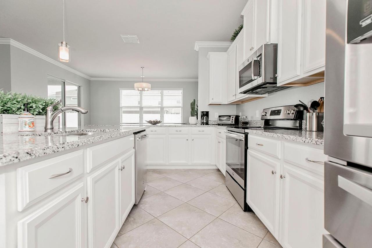 Spacious 4 Bed Home Near Orlando Gated Pool Access Sanford Luaran gambar