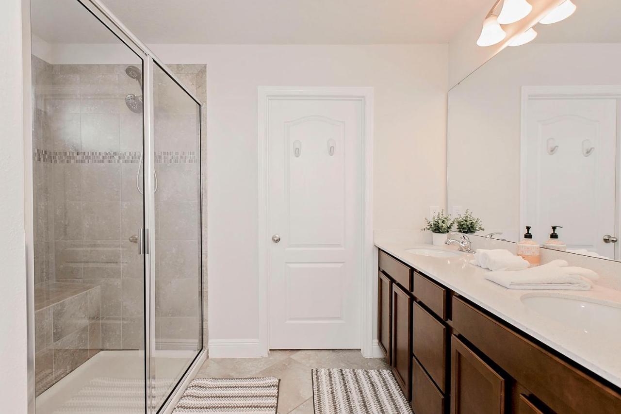 Spacious 4 Bed Home Near Orlando Gated Pool Access Sanford Luaran gambar